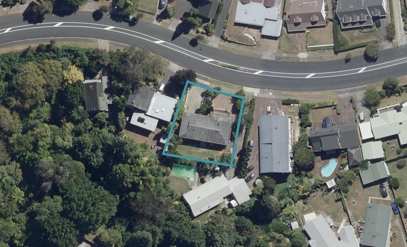 86 Glen Lynne Avenue, Queenwood, Hamilton - Carousel 1