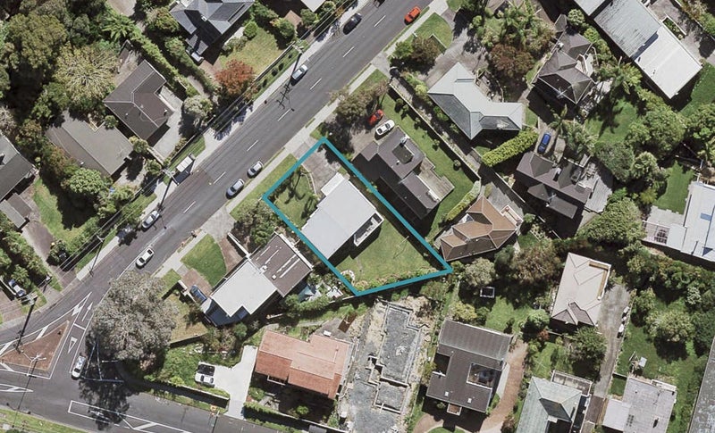 116 Ocean View Road, Northcote, Auckland - Carousel 1