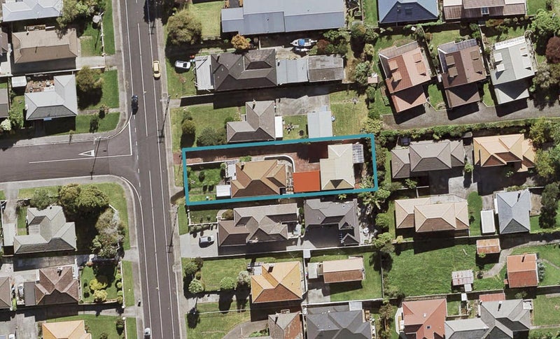 16A Rogan Street, Mount Roskill, Auckland - Carousel 1