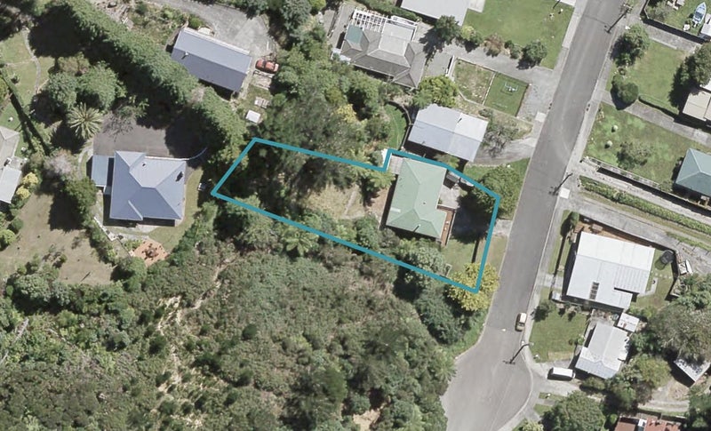 18 Kereru Grove, Stokes Valley, Lower Hutt - Carousel 1