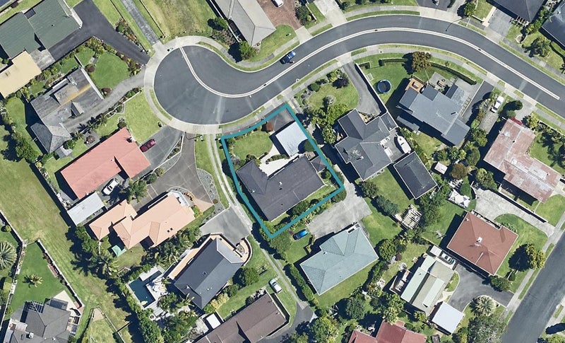 14 Kiriwai Place, Matua, Tauranga - Carousel 1