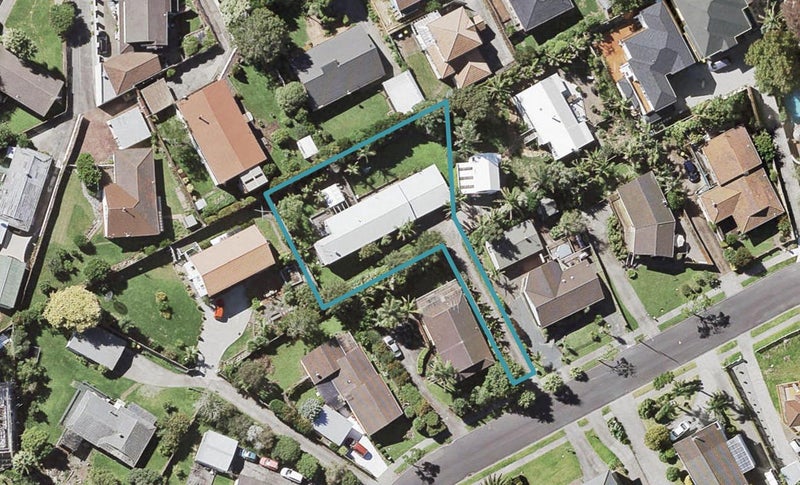 44 Jandell Crescent, Bucklands Beach, Auckland - Carousel 1