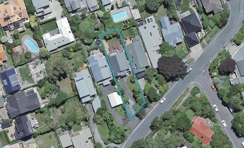 18 Flers Street, Karori, Wellington - Carousel 1