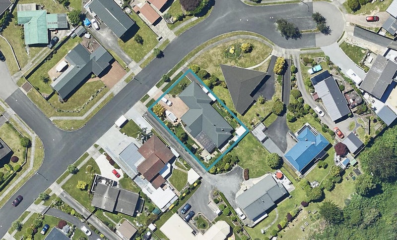 15 Burton Place, Owhata, Rotorua - Carousel 1