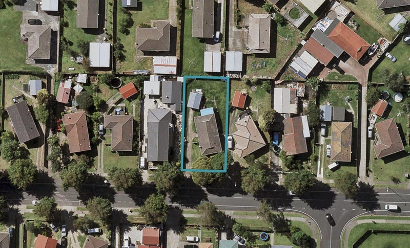 86 Flat Bush Road, Clover Park, Auckland - Carousel 1