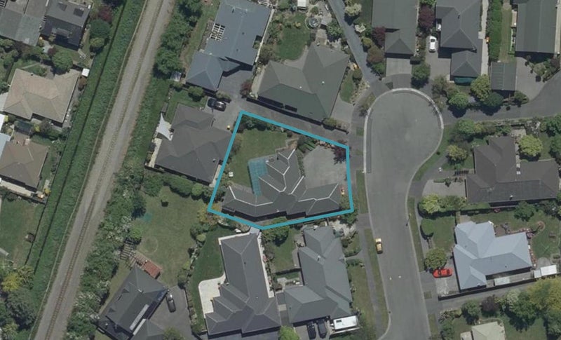 25 Farnswood Place, Redwood, Christchurch - Carousel 1