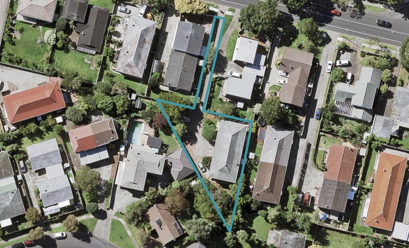 2/19 Butley Drive, Farm Cove, Auckland - Carousel 1