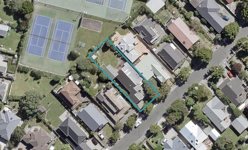 61 Totara Crescent, Woburn, Lower Hutt - Carousel 1