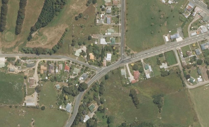 2 Merrie Creek Road, Clinton, Clinton - Carousel 1