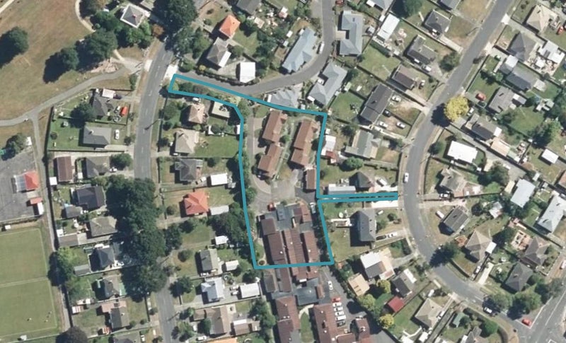 2/58A MOLESWORTH ST, TAITA, LOWER HUTT - Carousel 1