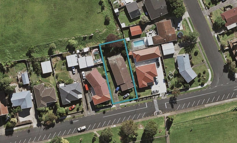 20 Chestnut Road, Papatoetoe, Auckland - Carousel 1