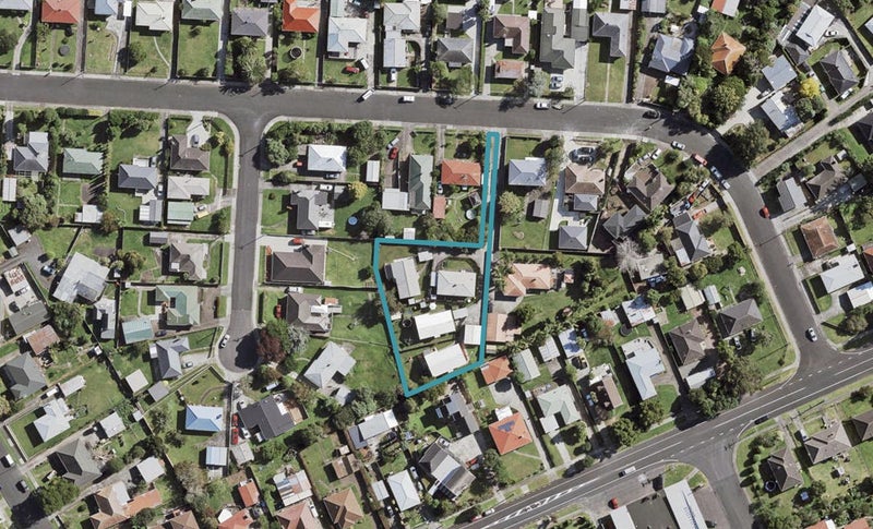 1/17 McDougall Street, Manurewa East, Auckland - Carousel 1