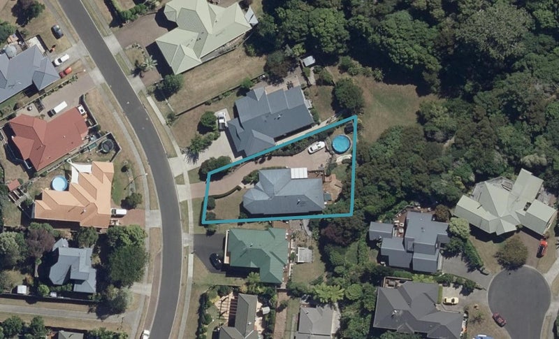 23 West Ridge Drive, Western Heights, Hamilton - Carousel 1