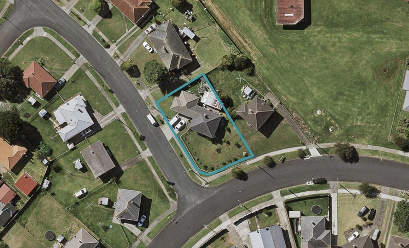1 Bentley Road, Otara, Auckland - Carousel 1
