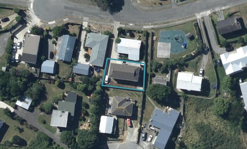 15A Chapel Street, Takapuwahia, Porirua - Carousel 1