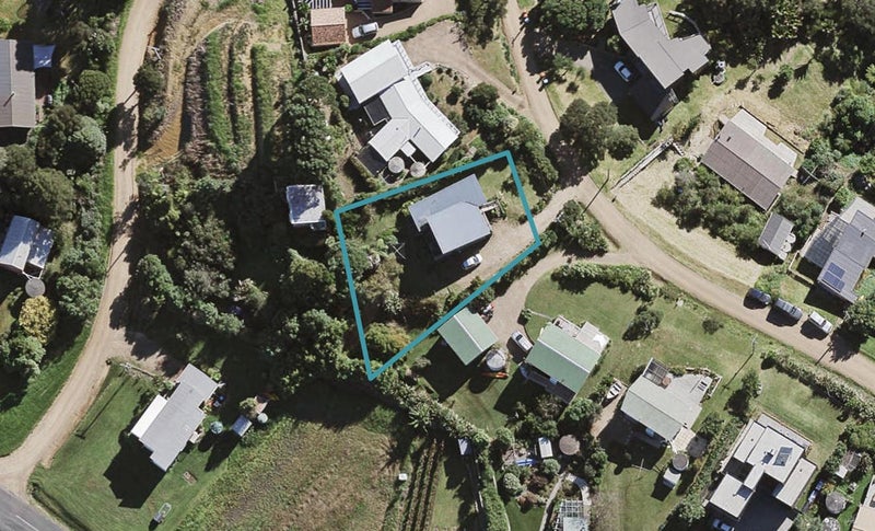 22 Marine View Road, Onetangi, Waiheke Island - Carousel 1