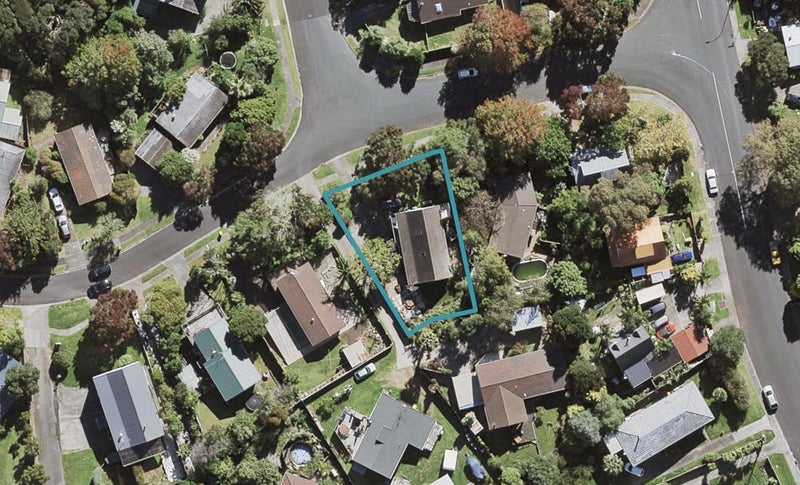 6 Houston Place, Bayview, Auckland - Carousel 1