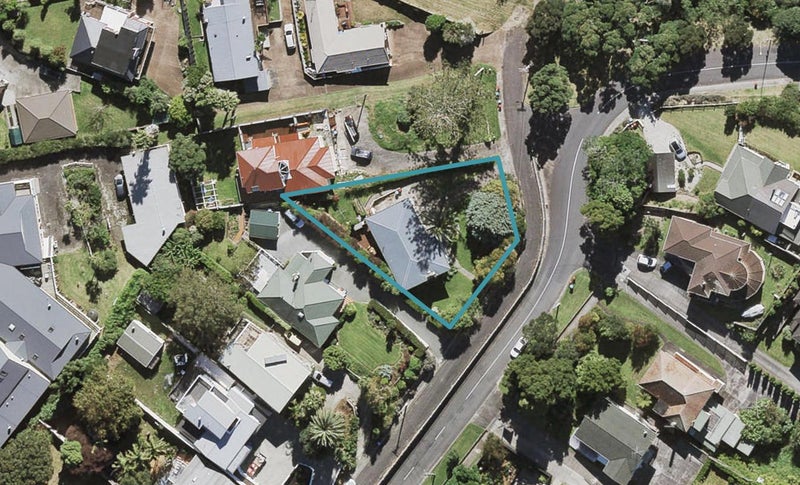 31 Seacliffe Road, Hillsborough, Auckland - Carousel 1
