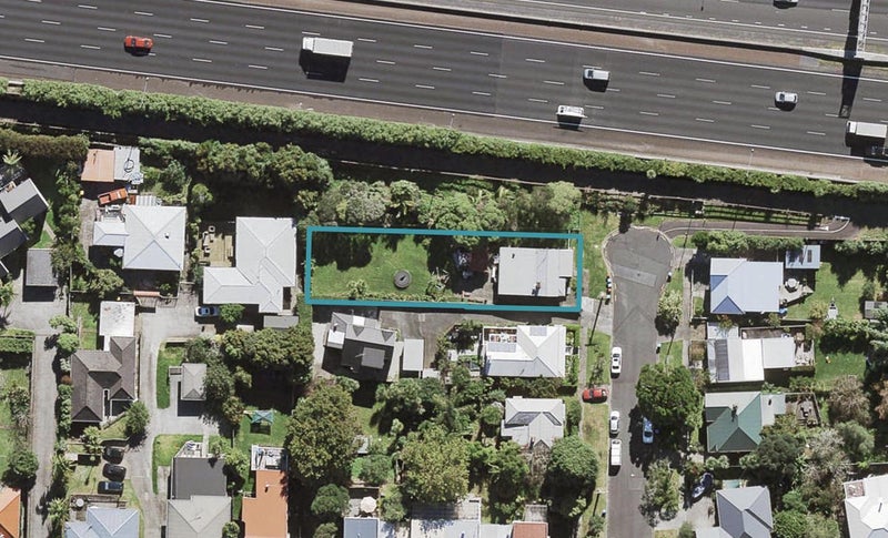 52 Kingsland Avenue, Kingsland, Auckland - Carousel 1