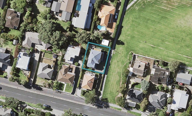 130A Riddell Road, Glendowie, Auckland - Carousel 1