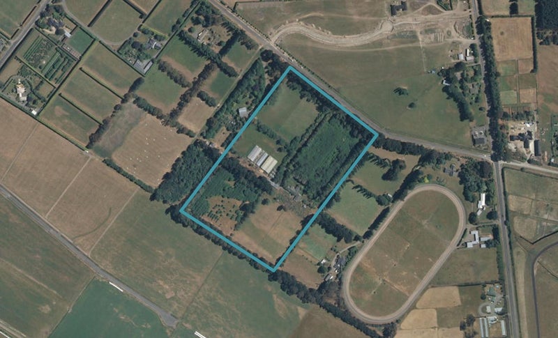 81 Hamptons Road, Christchurch - Carousel 1