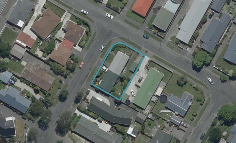 2/1 Westmorland Place, Bishopdale, Christchurch - Carousel 1