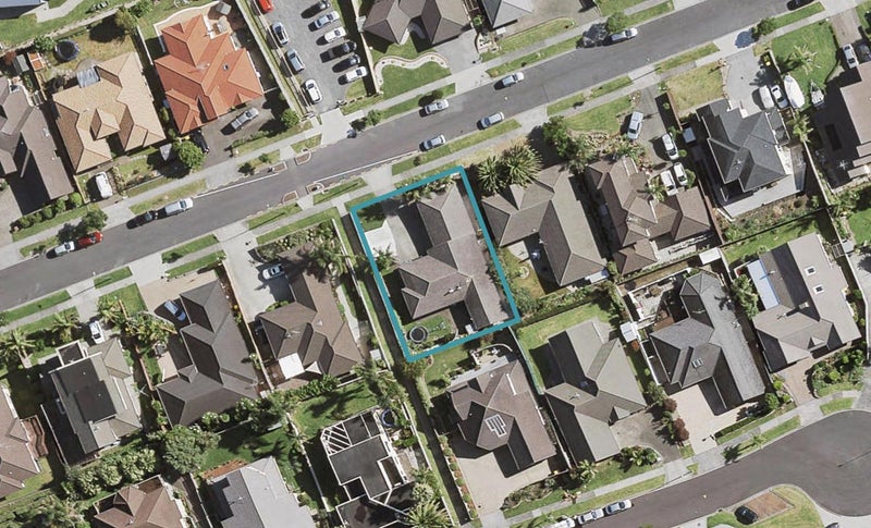45 Mt Lebanon Crescent, The Gardens, Auckland - Carousel 1