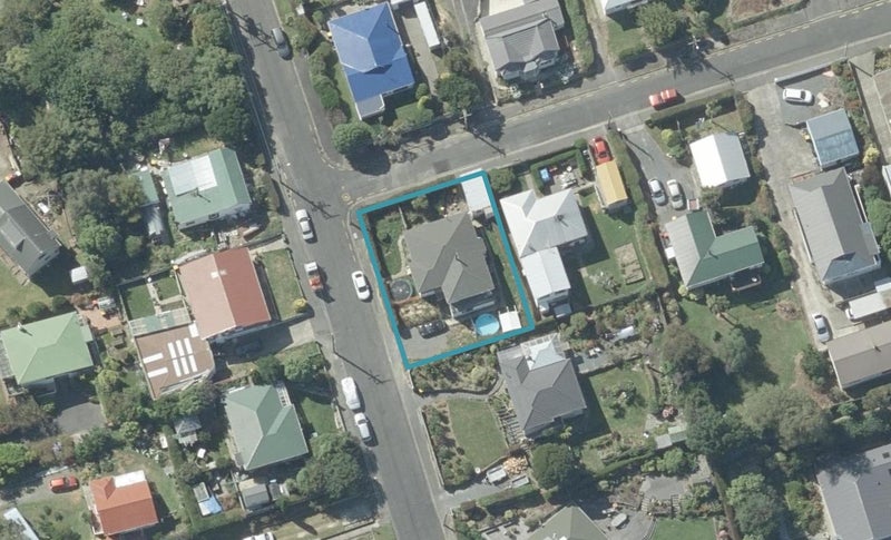 28 Taupo Street, Ravensbourne, Dunedin - Carousel 1