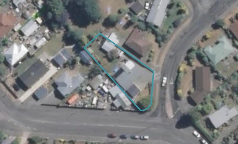 1 Russell Avenue, Allenton, Ashburton - Carousel 1