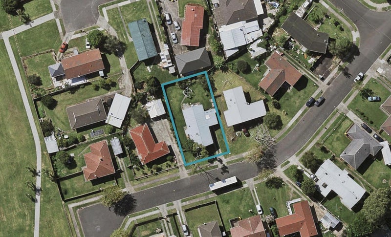 15 Carey Place, Otara, Auckland - Carousel 1