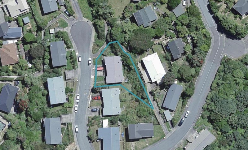 66 Victory Avenue, Karori, Wellington - Carousel 1