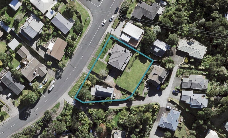 1/92 Manuka Road, Glenfield, Auckland - Carousel 1