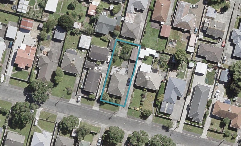 27 Thornycroft Avenue, Epuni, Lower Hutt - Carousel 1