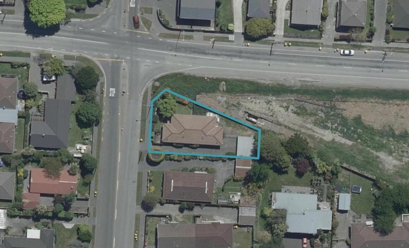 1/184 Grimseys Road, Redwood, Christchurch - Carousel 1