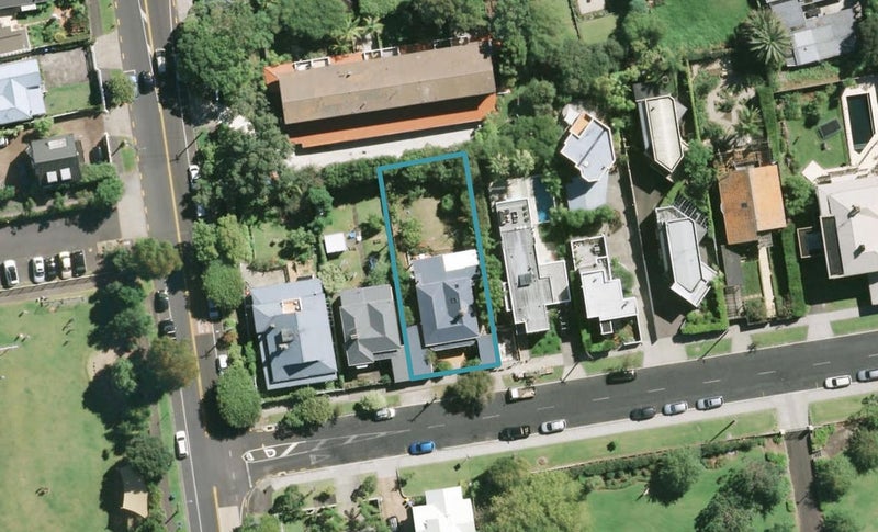 27 Emmett Street, Herne Bay, Auckland - Carousel 1