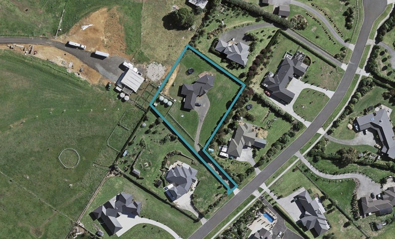 7 Millbrook Drive, Waiuku, Waiuku - Carousel 1