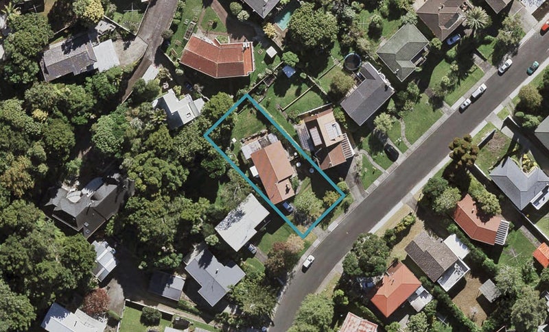 34 Compton Street, Hillcrest, Auckland - Carousel 1