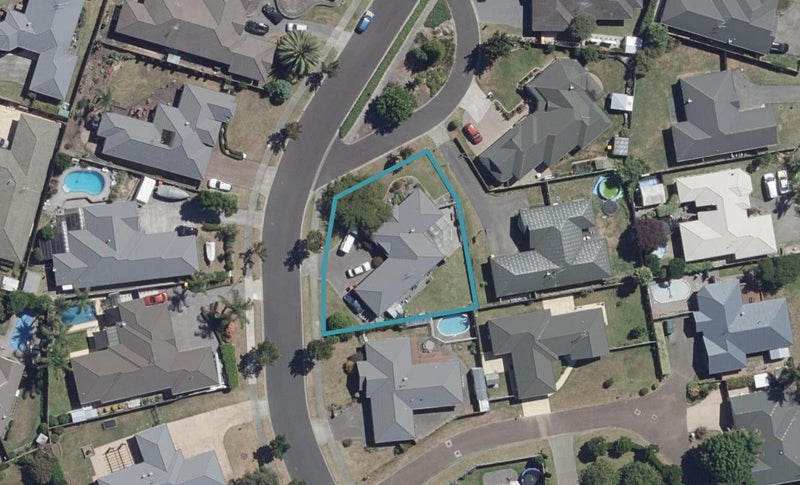 40 Cairns Crescent, Rototuna, Hamilton - Carousel 1