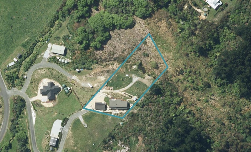 61 Matenga Road, Takaka - Carousel 1