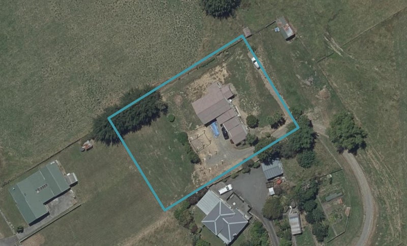 33 Levin Street, Halcombe, Feilding - Carousel 1
