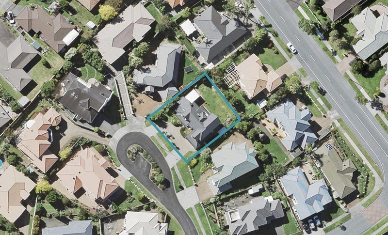 7 Nathan Close, Somerville, Manukau - Carousel 1