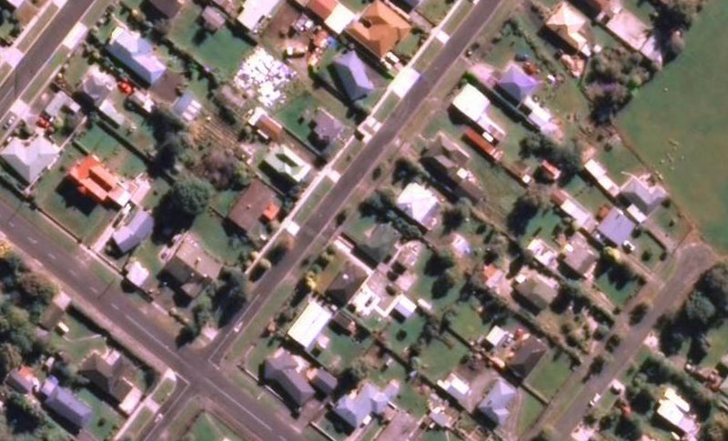 31 Chaucer Street, Milton - Carousel 1