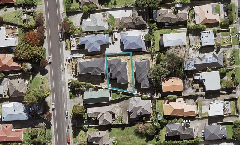 60B Staveley Avenue, Mount Roskill, Auckland - Carousel 1