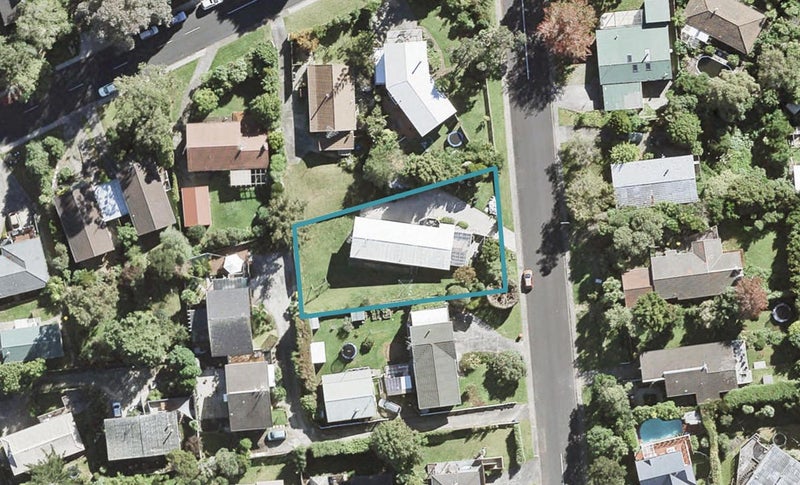 2 Torbay Heights, Torbay, Auckland - Carousel 1