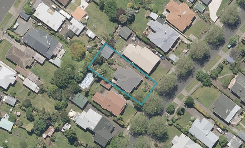 8 Godwin Crescent, College Estate, Whanganui - Carousel 1