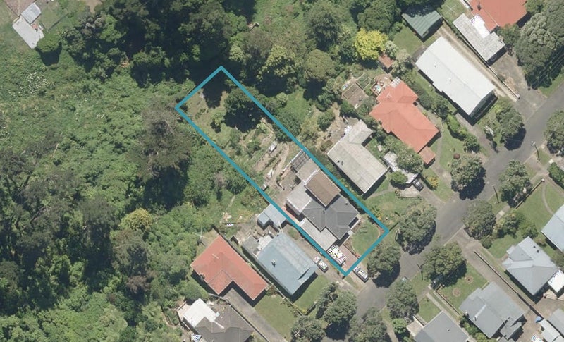 16 Plunket Street, Durie Hill, Whanganui - Carousel 1