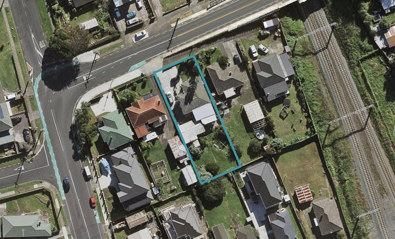 5 Bridge Street, Papatoetoe, Auckland - Carousel 1