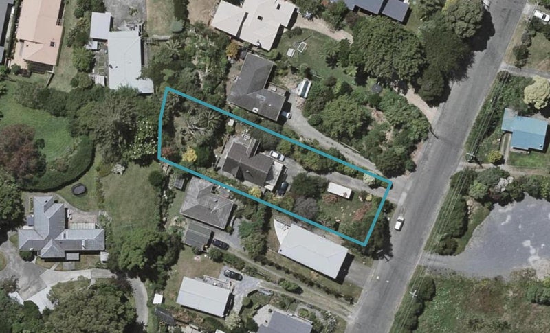 7 Leinster Avenue, Raumati South, Paraparaumu - Carousel 1