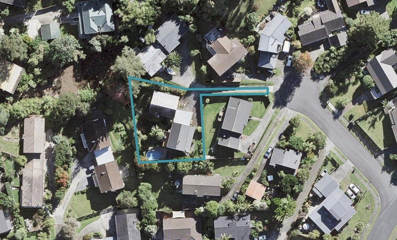 2/14 Branston Avenue, Browns Bay, Auckland - Carousel 1