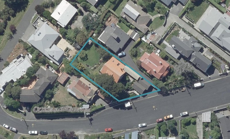26 Prestwick Street, Maori Hill, Dunedin - Carousel 1